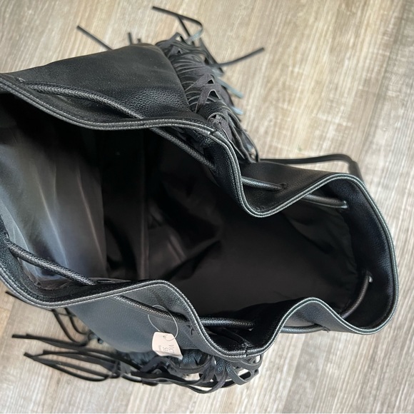 NWT Victoria’s Secret vegan leather bag - Picture 6 of 11